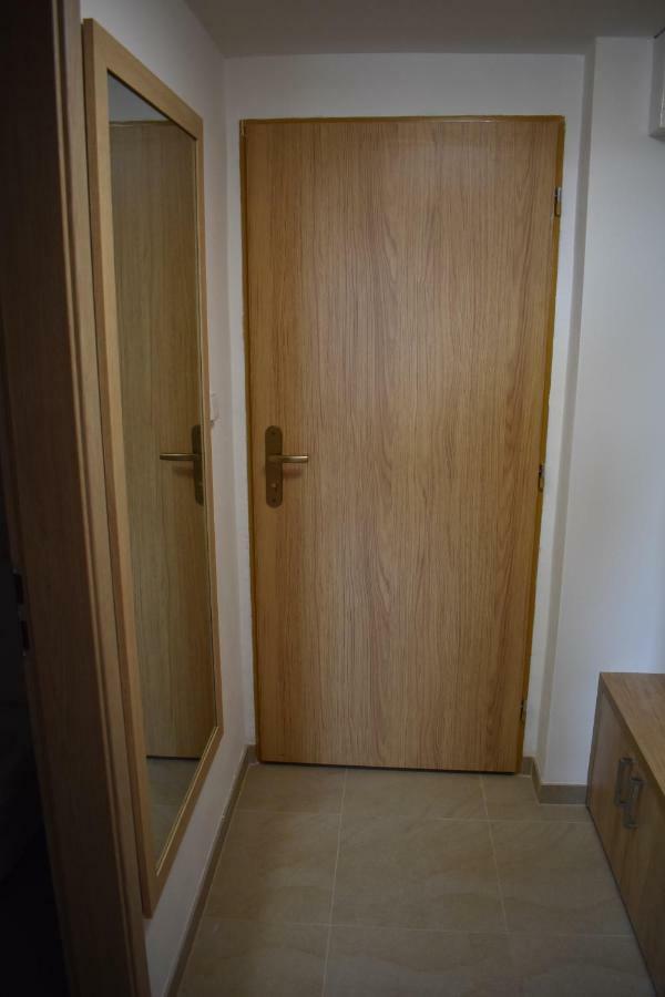 Apartma Fara Loucna nad Desnou Luaran gambar