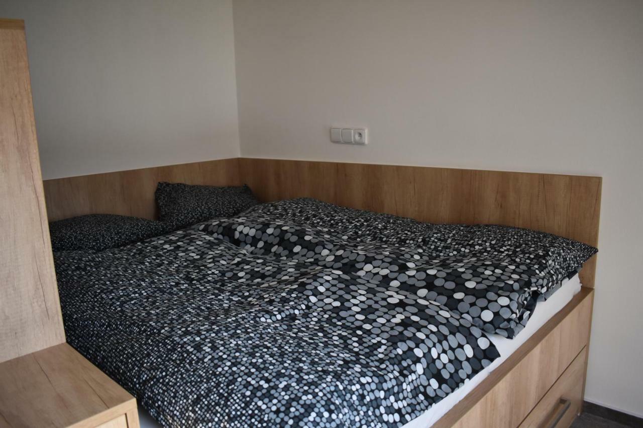 Apartma Fara Loucna nad Desnou Luaran gambar